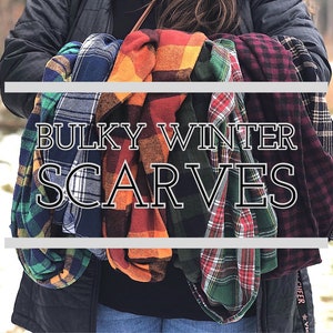CLEARANCE SCARF / Bulky warm infinity scarf