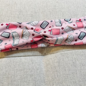 BOOKISH READER HEADBAND / hobby headband / theme turban headband / knotted headband / hair accessories / fitness accessories