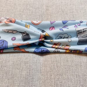READER ERA HEADBAND / hobby headband / reader turban headband / knotted headband / bookish hair accessories / fitness accessories