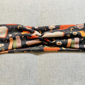 COZY READS HEADBAND / autumn headband / reader turban headband / knotted headband / treat your shelf hair accessories / fitness accessories