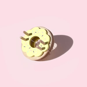 Donut Pom Maker - Lemon | wooden pom pom maker