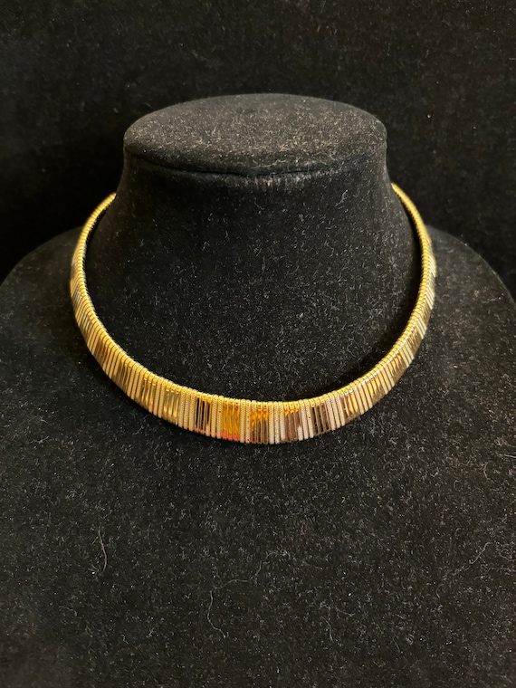 Vintage Trifari Gold Tone Choker Necklace - image 1