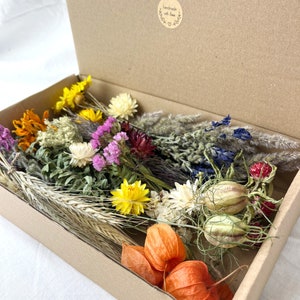 Dried Flower Craft Box, Dry Grasses and flowers box, Preserved Natural Flowers, Resin, Botanical, Candle making props, Jewelry making