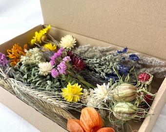 Dried Flower Craft Box, Dry Grasses and flowers box, Preserved Natural Flowers, Resin, Botanical, Candle making props, Jewelry making