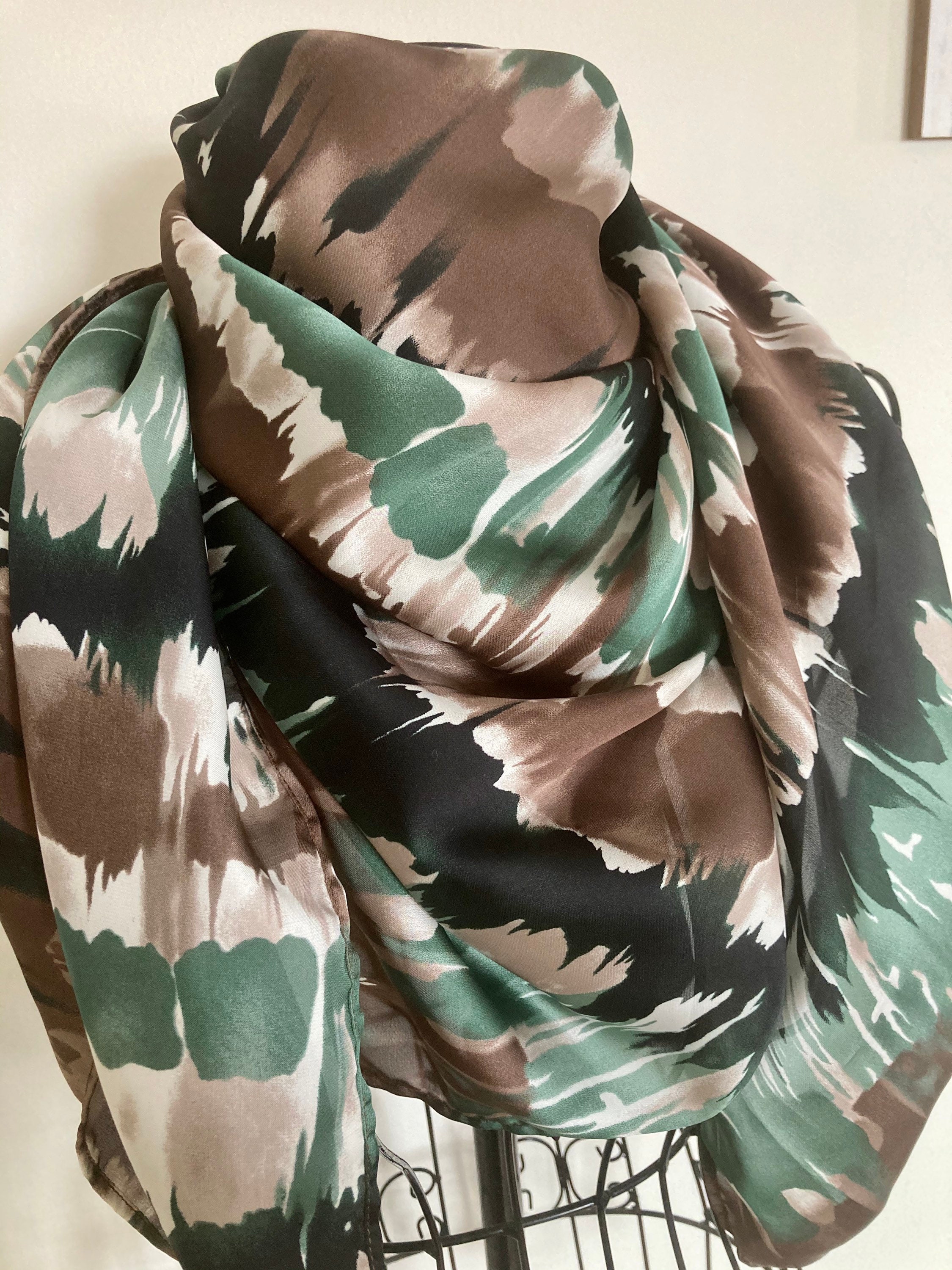 Wild Rag Camo Satin Wild Rag