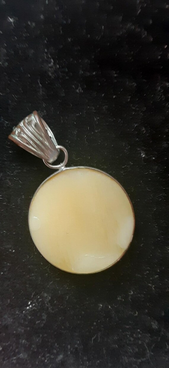 Double Moon Bone Colored Pendent - image 5
