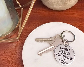 Funny Housewarming Gift for Women, Mother Effing Homeowner Key Chain with Year Est, First House Accessories, Closing Gift for Home Buyer