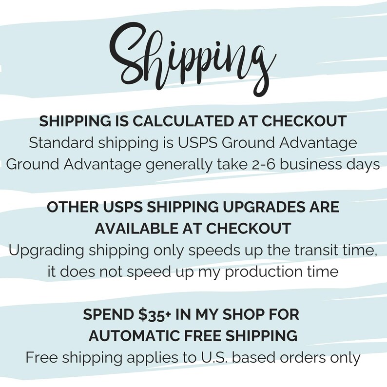 Pode incluir: Fundo azul claro com a palavra "Shipping" em fonte cursiva. O texto abaixo detalha informa&ccedil;&otilde;es de envio, incluindo USPS Ground Advantage e frete gr&aacute;tis para pedidos acima de $35 nos EUA.