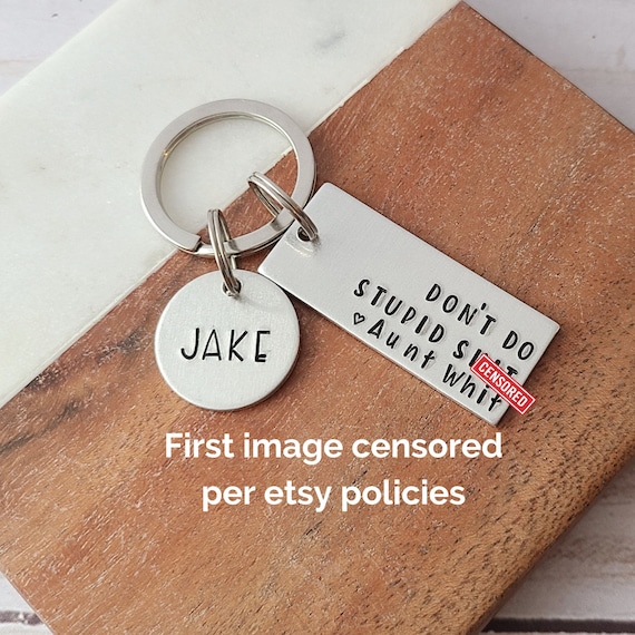 Keychain - Rectangle - Worlds Most awesome Aunt - Leather Keychain - Rectangle - Worlds Most awesome Aunt - Leather