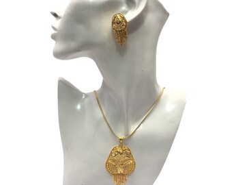 Indian 22ct Heavy Gold Plated Pendant Necklace Set with Earrings Indian Jewelry Indian Bollywood Jewelry . Bridal Wedding Jewelry ,