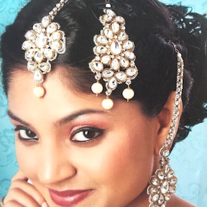 Handmade Indian Earrings with Tika Pearl Imitation Bollywood jewelry Indian Wedding jewelry