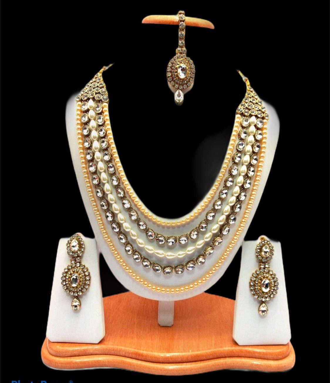 Buy Golden Earrings Online| Best Prices