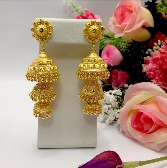Jhumka earrings gold price sale