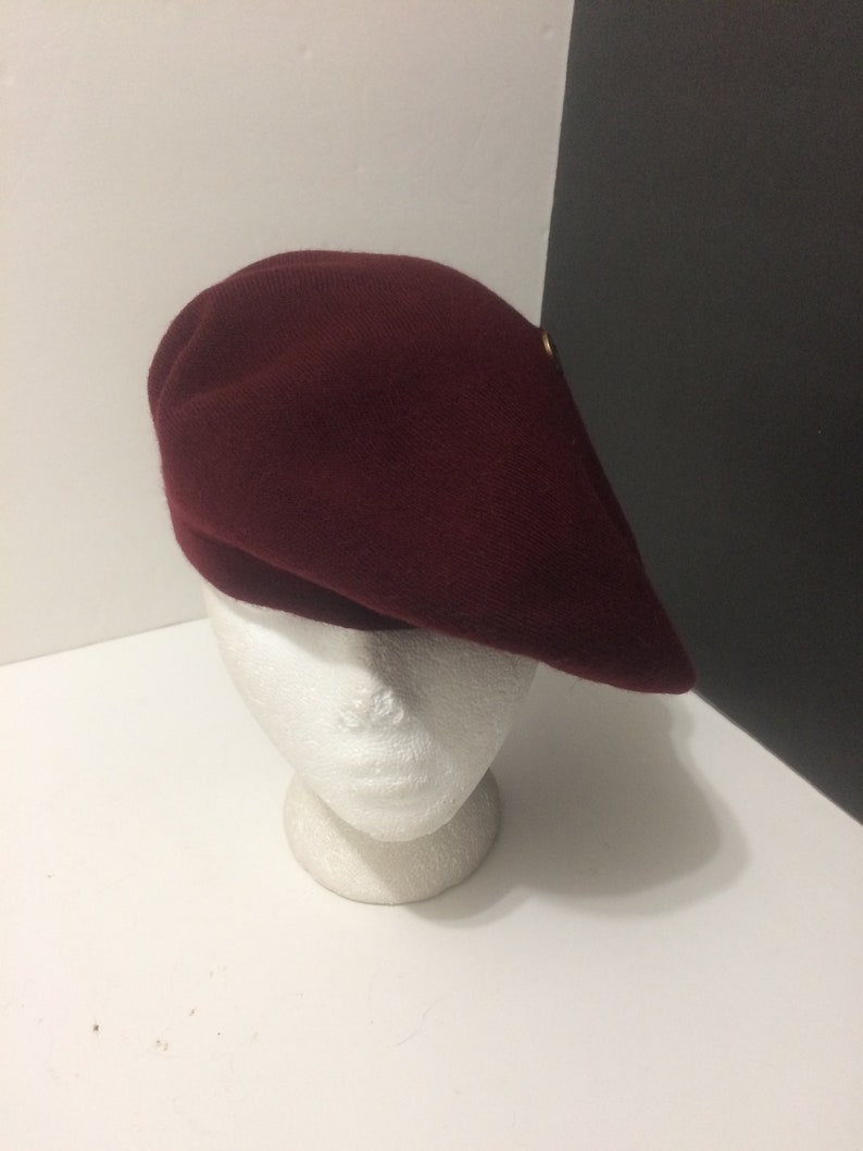Beret Wine Red with Optional Removable Large Real Genuine Raccoon fur Pom pom. French Beret 100/% Angora Wool