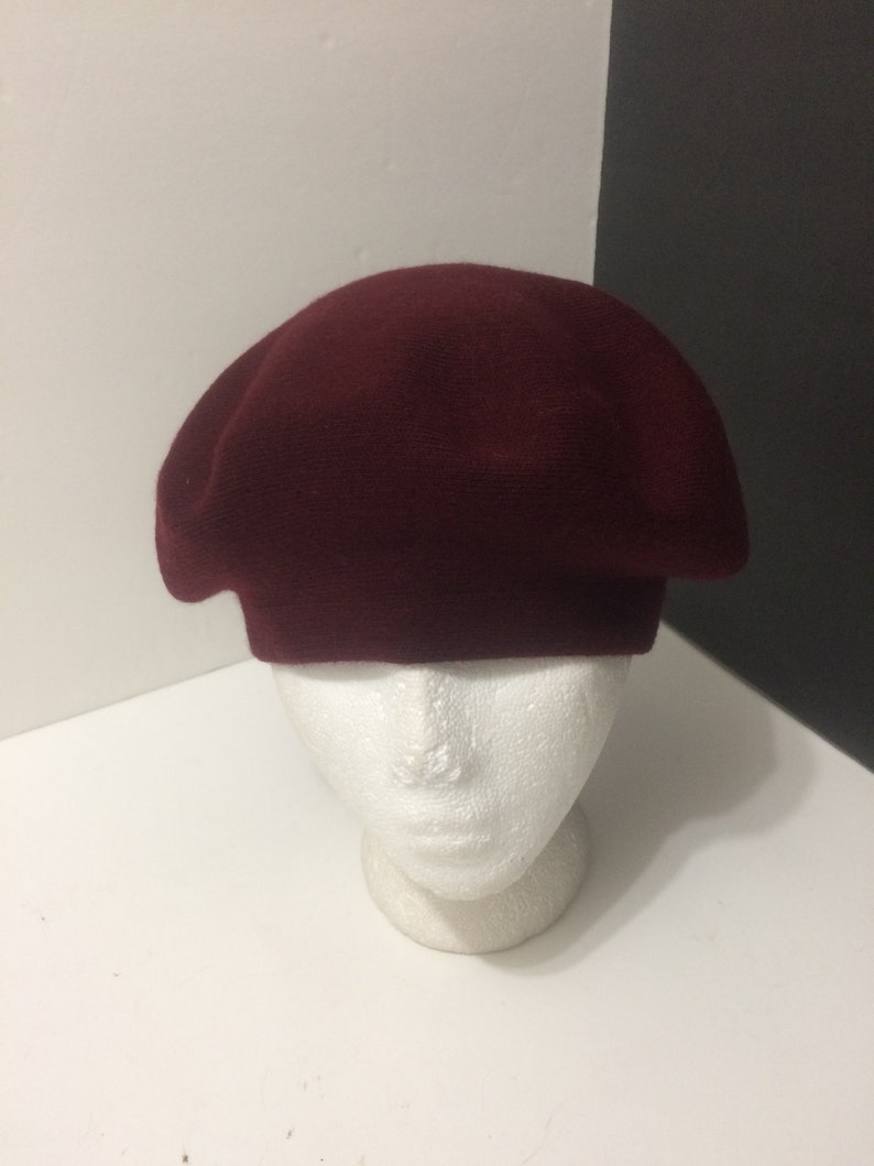 Beret Wine Red with Optional Removable Large Real Genuine Raccoon fur Pom pom. French Beret 100/% Angora Wool