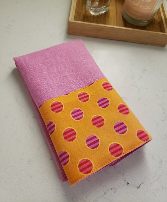 Linen Finger Tip Towel with Cotton Accent