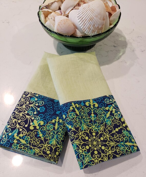 Linen Finger Tip Towel with Cotton Accent, Set of 2