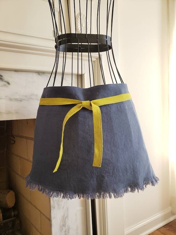 Short Half Apron with natural fringed hem