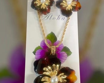Resin plumeria Hawaii flower shell pearl  rope chain  necklace earring set