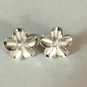 8mm  Silver plated plumeria stud  earring.