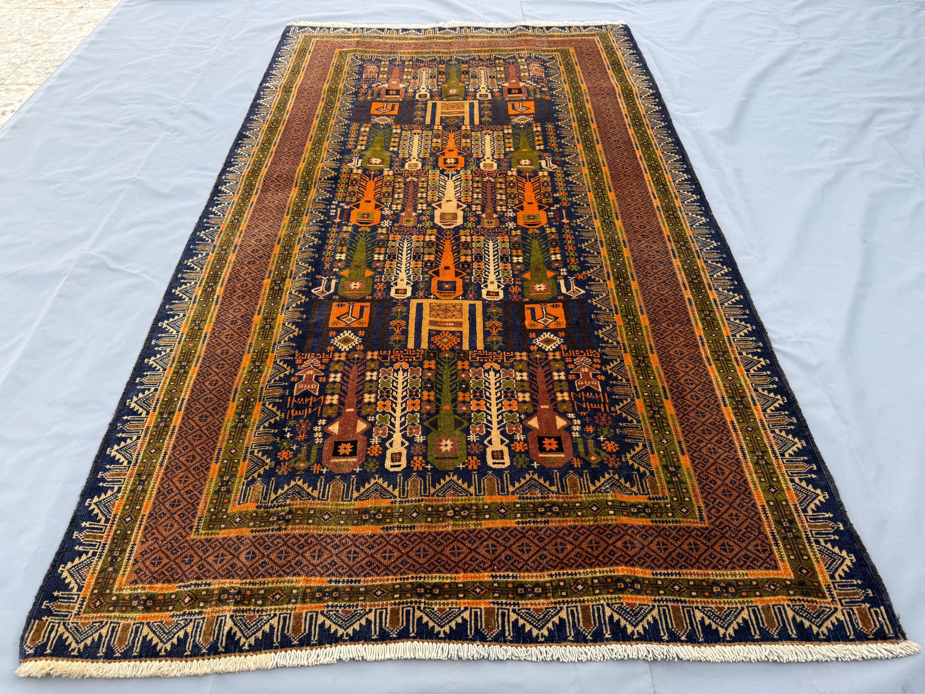 VintageRugsGallery - Etsy 日本