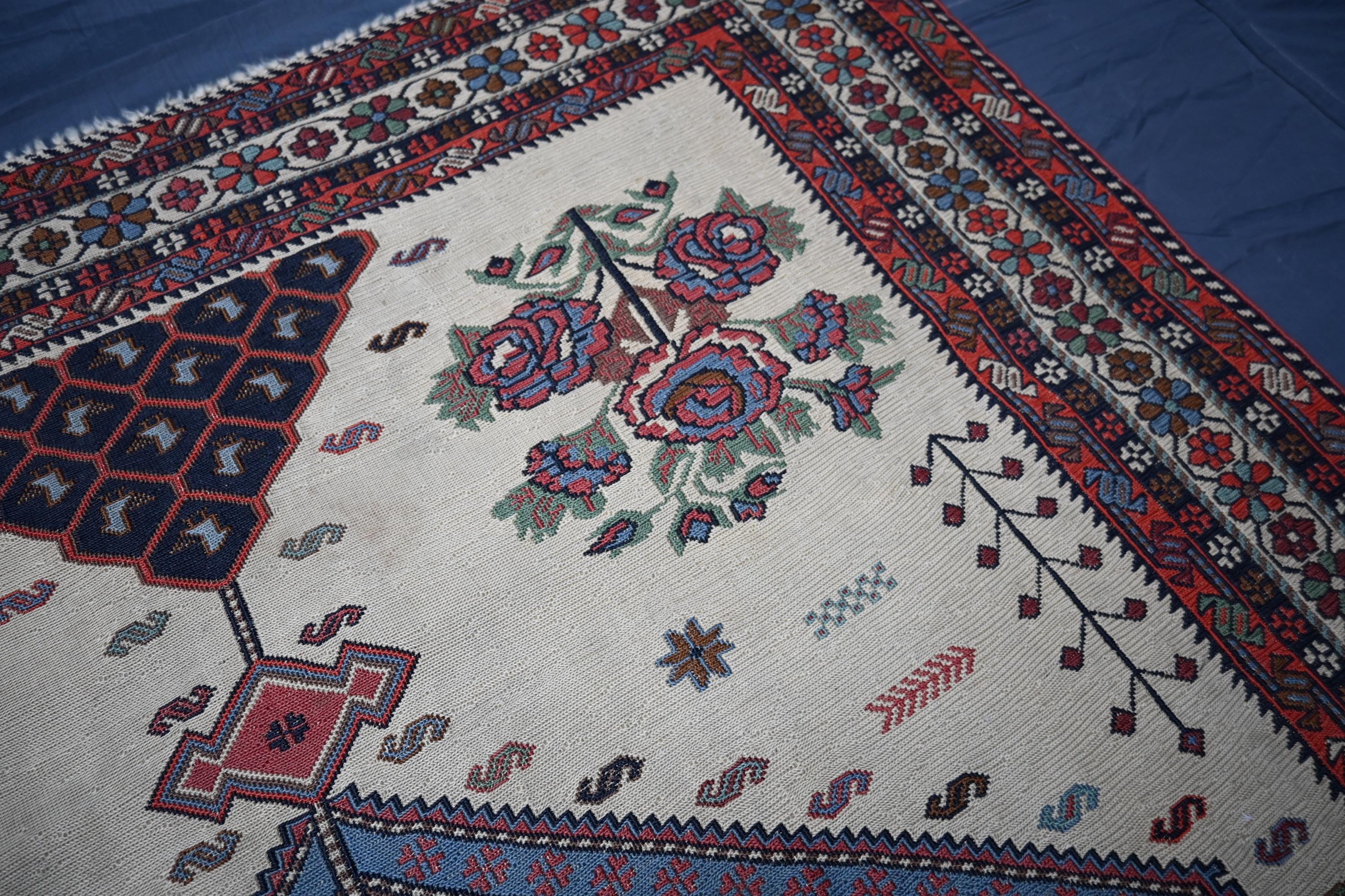 アンティークコーカサス キリム 楽天市場】【15%OFFクーポン対象】オールドキリム コーカサス地方の