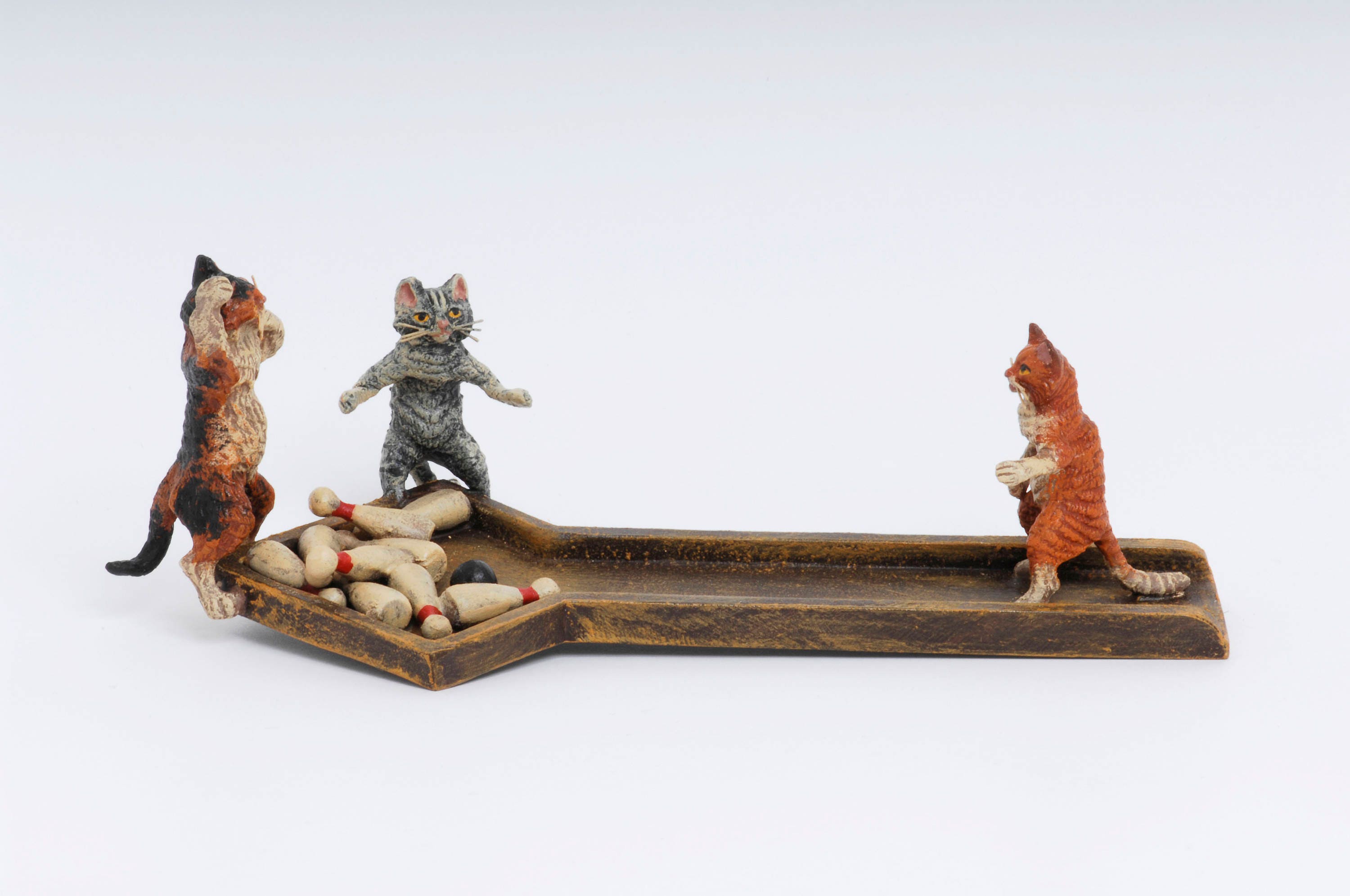 Cats bowling • WB 1256 • Fritz Bermann® • Vienna Bronzes Since 1850 • Certified