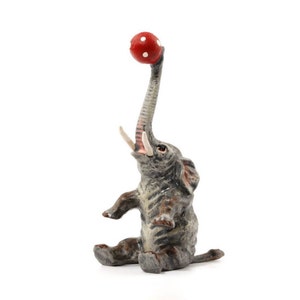 Elephant sitting with ball • WB 552 • Fritz Bermann® • Vienna Bronzes Since 1850 • Certified