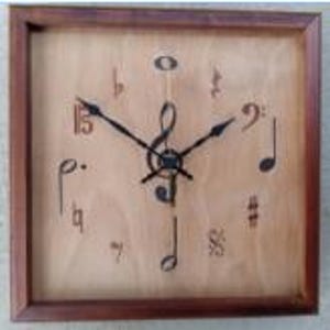 Horloge sur le thème de la musique