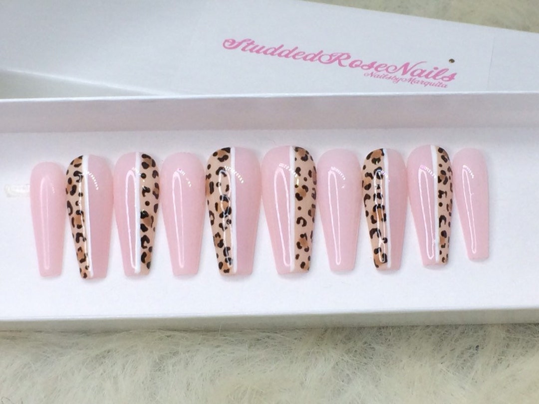 Untamable Coffin Nails Fake Nails Press on Nails False - Etsy