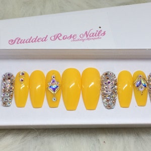 Rich Girl | Swarovski Nails| Fake Nails | Press On Nails | Any Shape and Size | False Nails | Glue On Nails| StuddedRoseNails