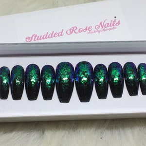 Luxe | Mermaid Nails | Color Shifting Nails | Fake Nails | Press On Nails | False Nails | Glue On Nails| StuddedRoseNails