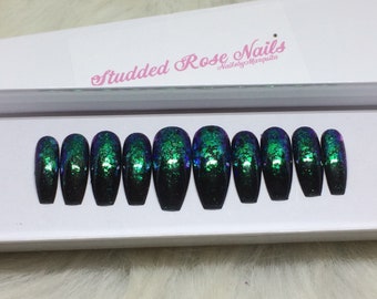 Luxe | Mermaid Nails | Color Shifting Nails | Fake Nails | Press On Nails | False Nails | Glue On Nails| StuddedRoseNails
