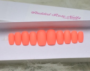 Top Notch | READY TO SHIP | Matte Nails | Square Nails | Fake Nails | Press On Nails | Glue On Nails | StuddedRoseNails