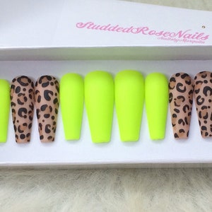 Ladies Night | READY TO SHIP | Fake Nails | Press On Nails | False Nails | Glue On Nails | StuddedRoseNails