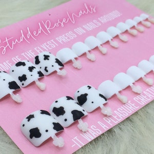 A MOO Thang | Toes-On-The-Go | Press On Toenails | StuddedRoseNails