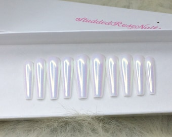 First Class | Chrome Nails | Iridescent Nails | Coffin Nails | Fake Nails | Press On Nails |False Nails |Glue On Nails | StuddedRoseNails