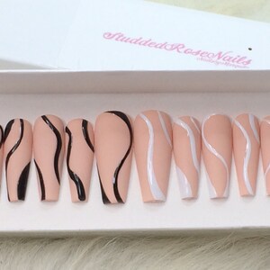 Opposites Attract | Coffin Nails | Fake Nails | Press On Nails | False Nails | Glue On Nails | StuddedRoseNails