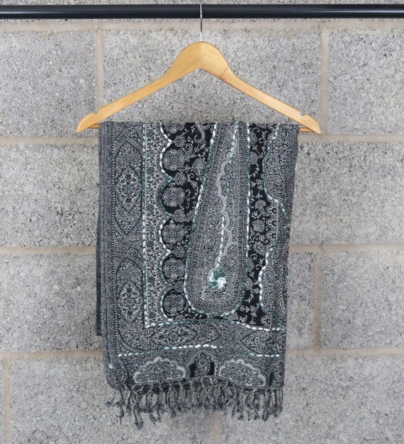 Warm Thick Pure Boiled Wool Hand Embroidered Ombre Black Grey Paisley Blanket Scarf Wrap - Lagenlook 180 x 72cm, 270gms