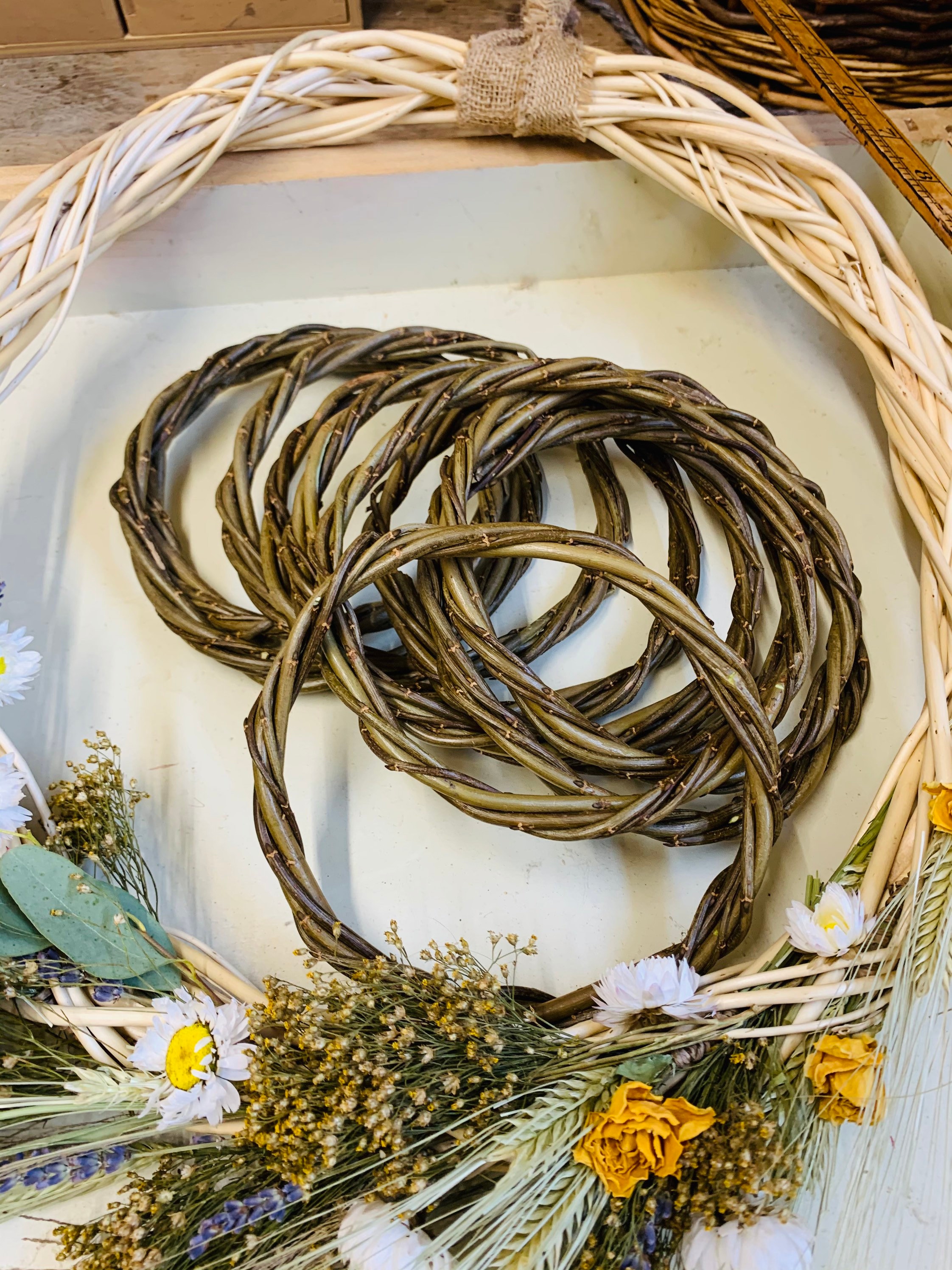 Set of 10 x 6” Willow Hoops | Natural | Handmade | Floristry Hoops | Dreamcatcher | Small Wreaths | Ecofriendly | 15cm