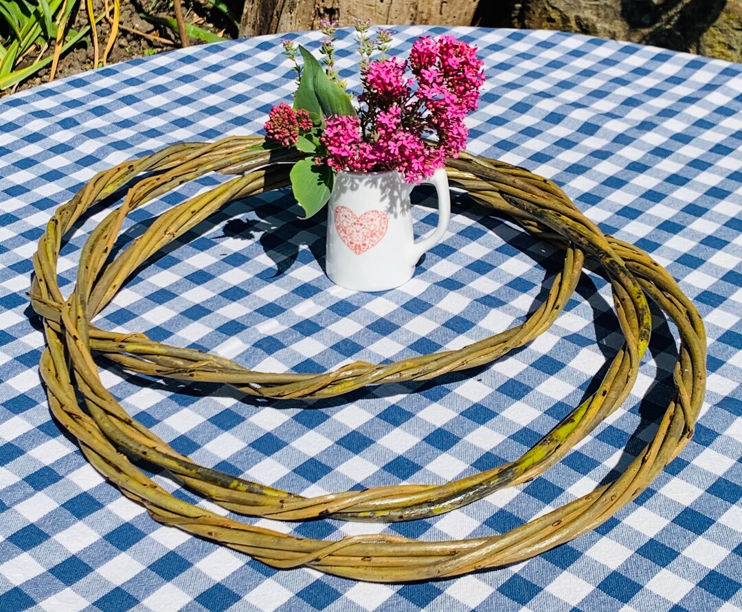 1012 Willow Hoops Set of 3 Floristry Base Ecofriendly Green Burial