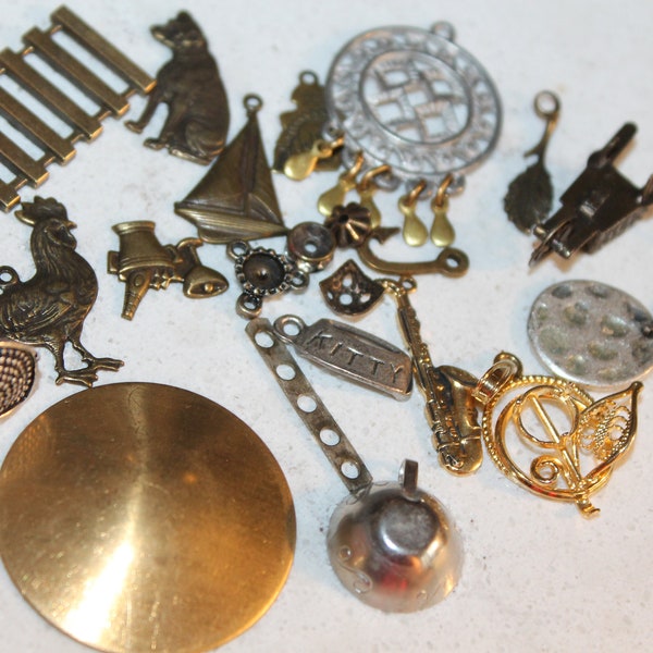 Vintage Brass stampings variety destash lot 21 pcs studio clearing connectors pendants charms blanks