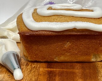 Vanilla Pound Cake | Deliciously Homemade | Specialty Desserts | Banana Bread