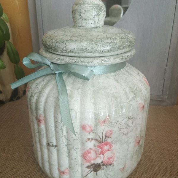 Ancienne bonbonnière "fleurs shabby"