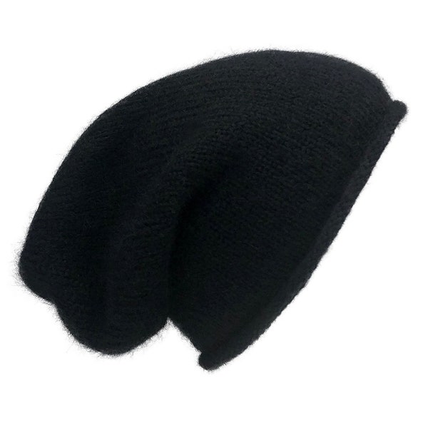 Chapeau de bonnet en tricot d’alpaga noir, chapeau d’hiver en bonnet d’alpaga slouchy fait à la main équitable du Pérou, bonnet unisexe, bonnet pour homme pour femmes