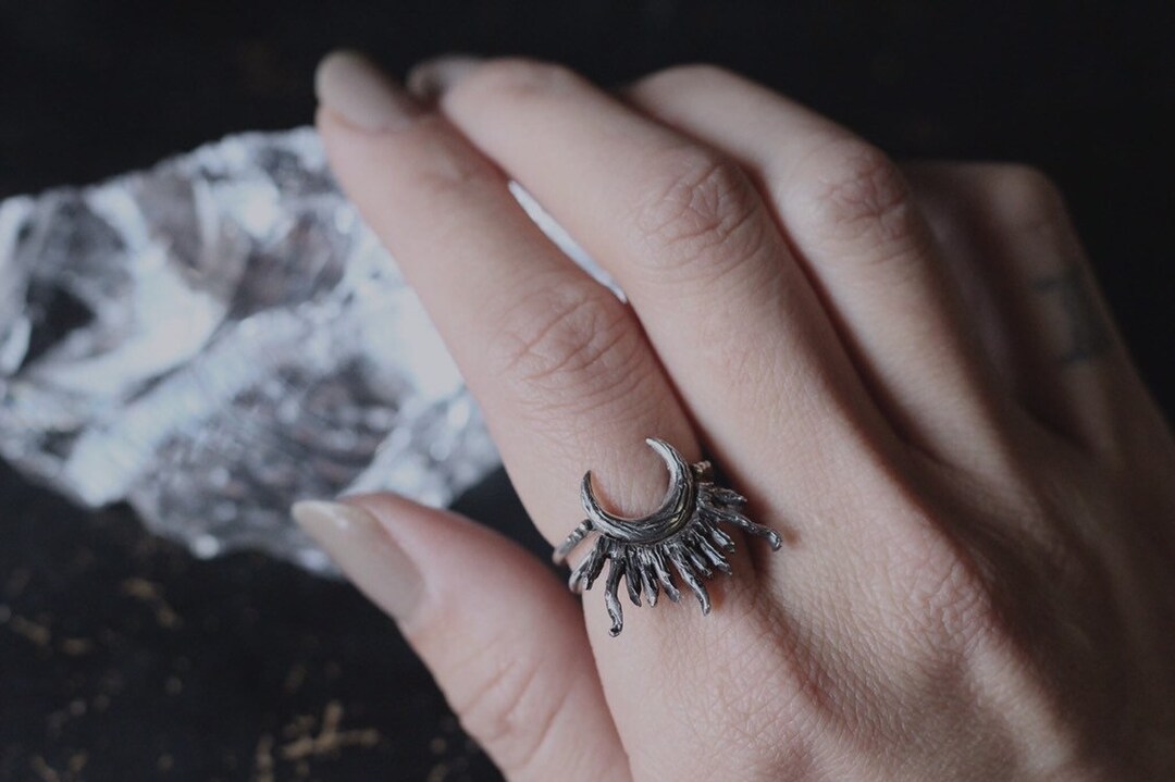 Hecate Crescent moon & Sun ring Set.oxidized silver,Dark moon,pagan,wicca,moon child,moon goddess,witchcraft,dark jewelry,horn ring,bohemian