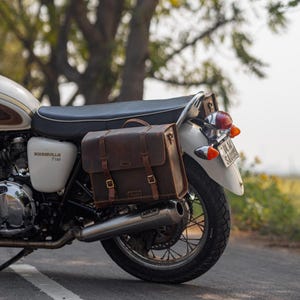 Full Grain Leather Touring Legacy Saddlebags for Triumph Bonneville Series, with Saddles Stays, Shoulder Strap & Rain Cover