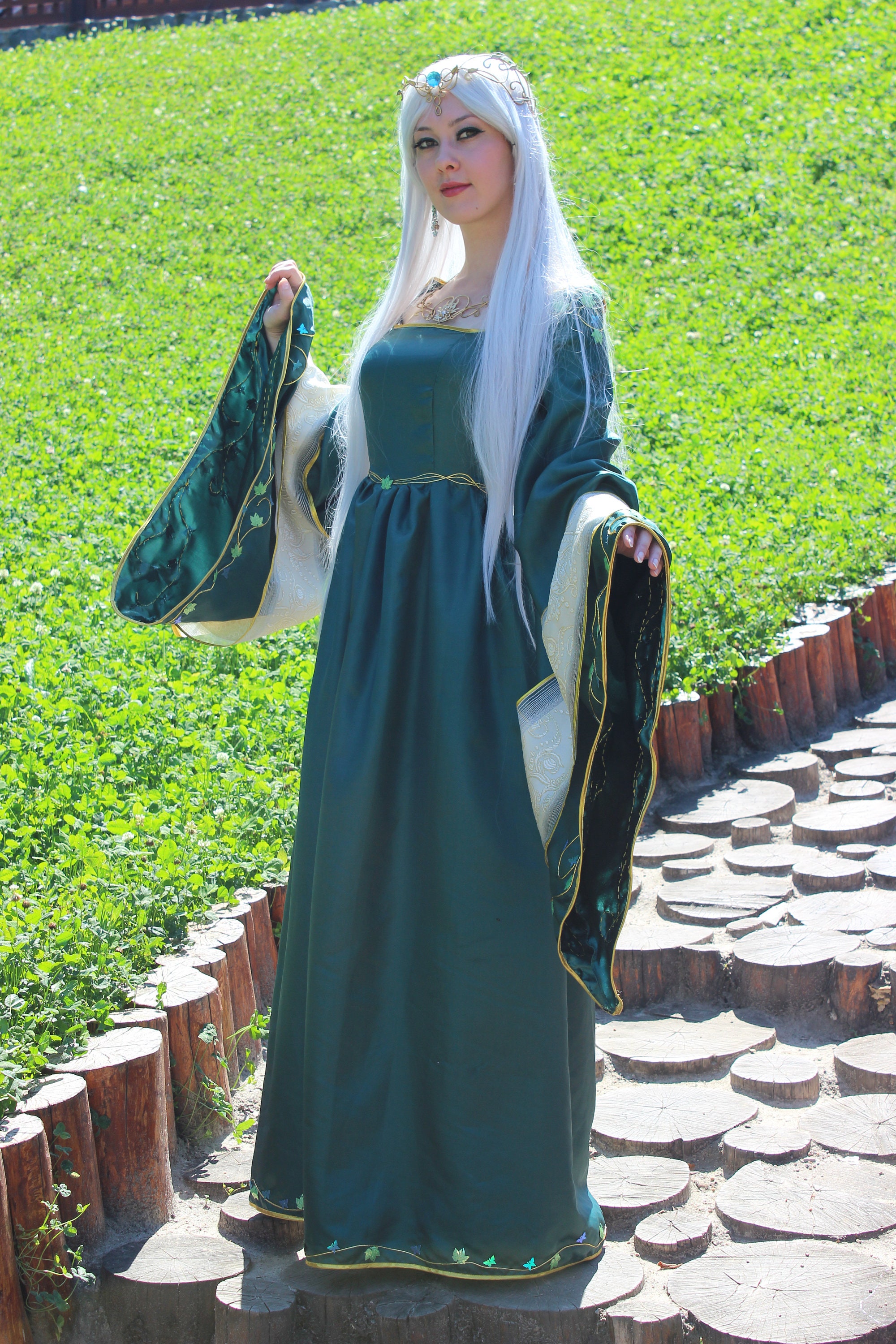 Medieval Elf Dress. Green and Gold Elven Dress. Romantic Fantasy Gown,  Lotr-inspired. Fairy Party Costume. Elf Crown Elven Tiara - Etsy