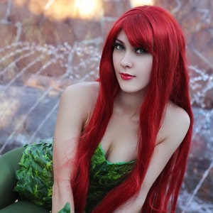 POISON IVY Cosplay Costume - Comics Heroine. Poison ivy green corset. Superhero Halloween cosplay costume for Adult. Fairy Fantasy costume.