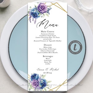 EDYTOWALNA niebiesko-fioletowa kwiatowa złota karta menu na wesele lub imprezę | 4 x 9 cali Romantyczny szablon menu do wydrukowania w wersji cyfrowej